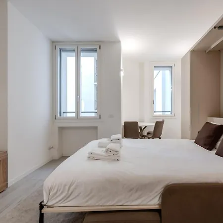 Easytopstay - Bullona Elegant Apartment-2